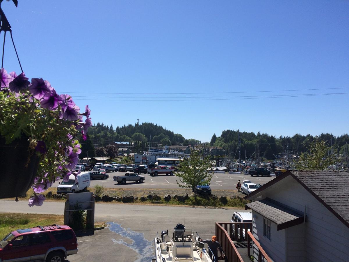 Island West Resort-Motel Ucluelet Exterior foto