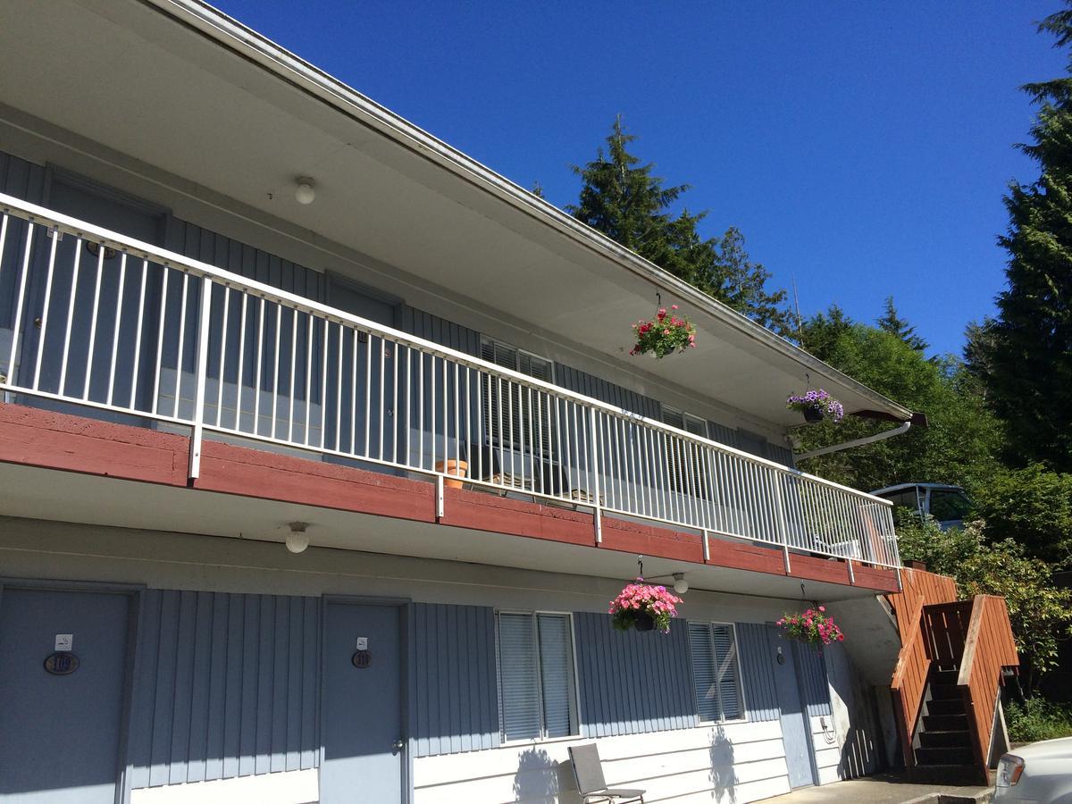 Island West Resort Ucluelet Exterior foto